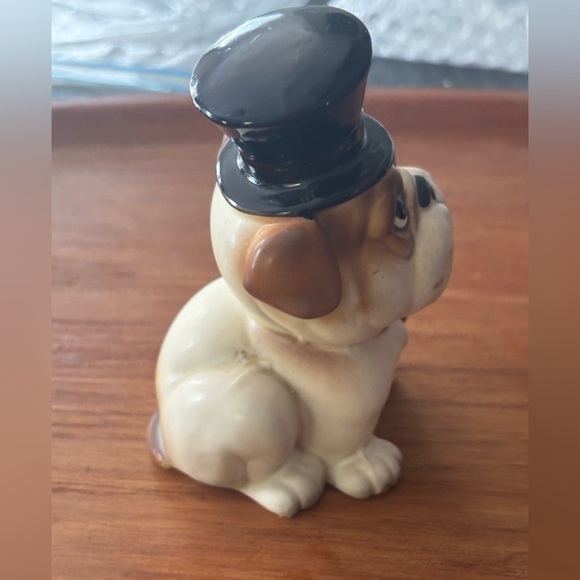 Vintage ESD Japan Ceramic Bulldog Figurine – Holding Umbrella – - Picture 6 of 10